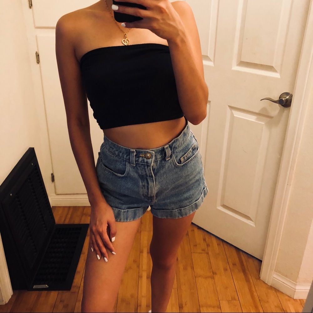 ๐ American Apparel Light Denim Shorts - Picture 1 of 3